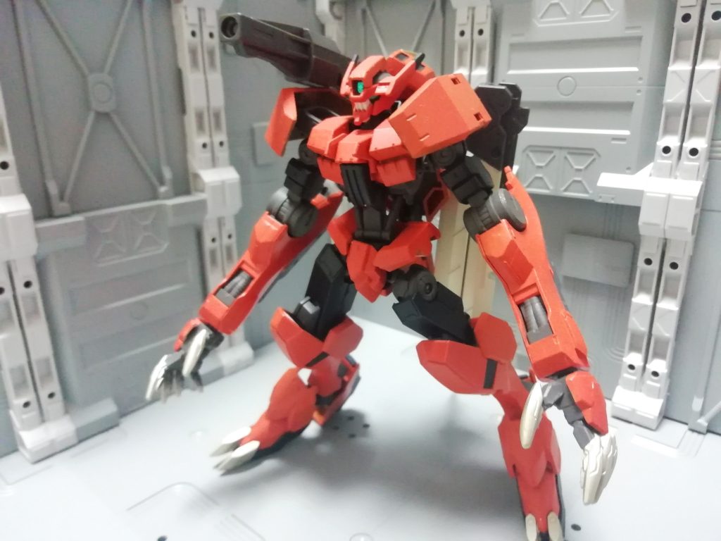 射撃兵装のレールガン。こちらも厄祭戦時からの継続兵装