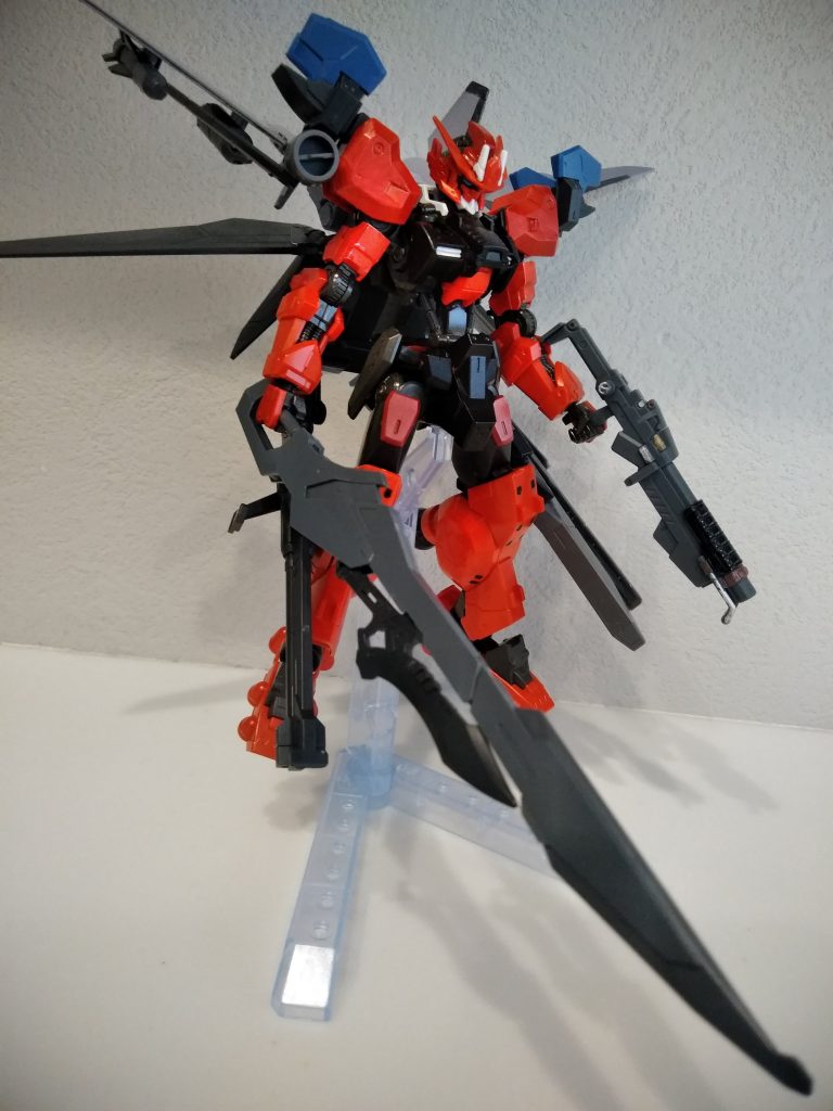 ウィンダムのジェットストライカーベース、グフイグナイテッドの翼パーツ使用