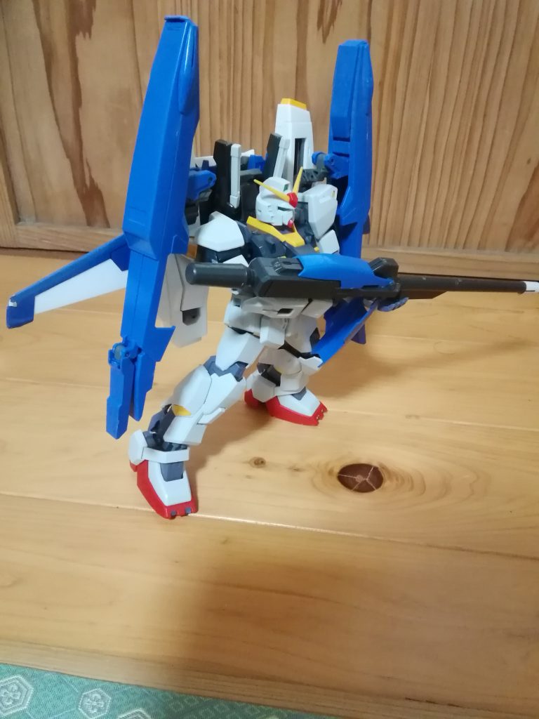 スーパーガンダム–3枚目/制作者：アッキー