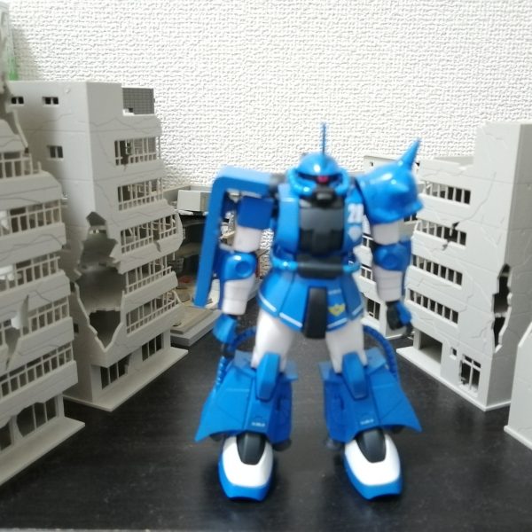 ロバート・ギリアム専用　高起動型ザクⅡ