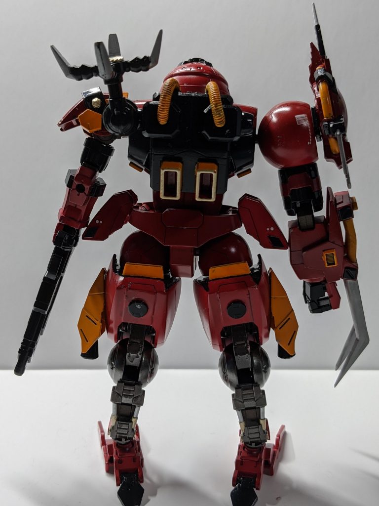 バックパックにはスプリングで動力パイプを追加、アンテナ？も取り付けました😅