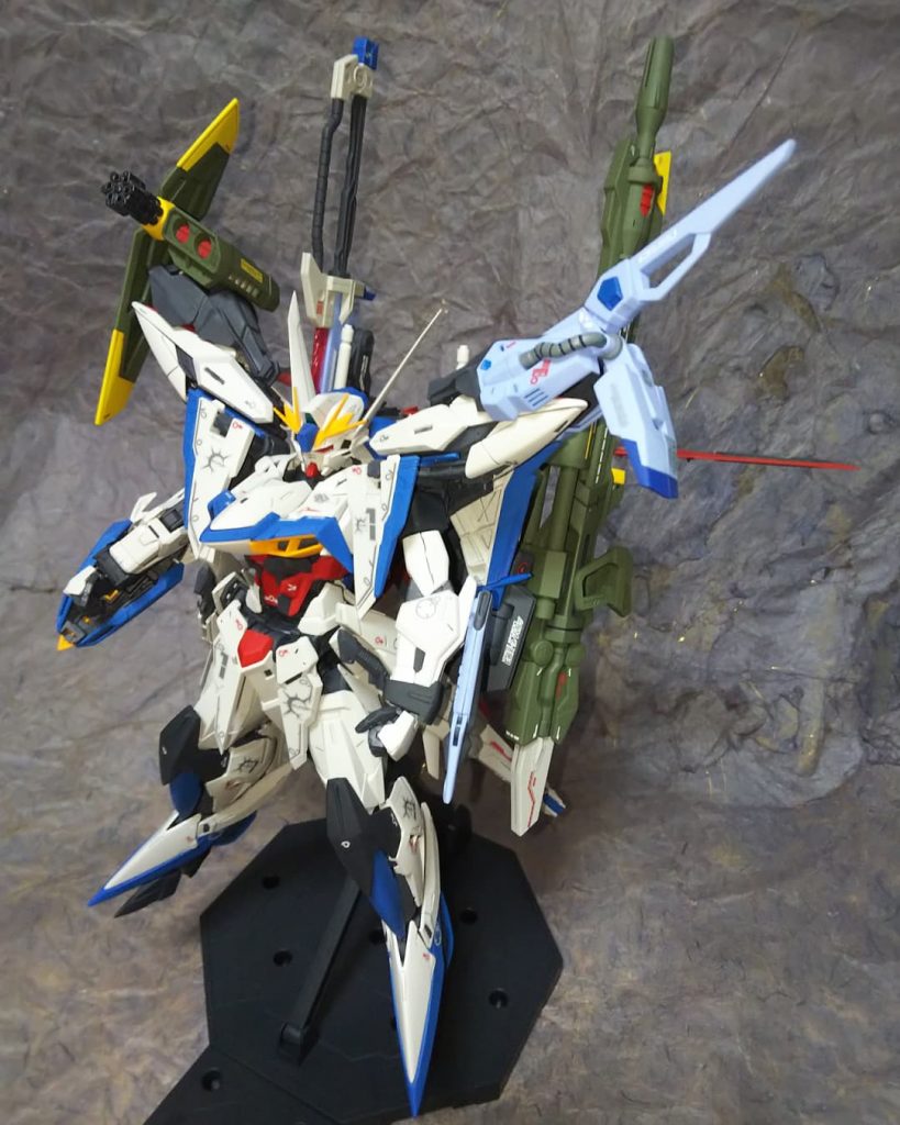 ストライカーパックフル装備