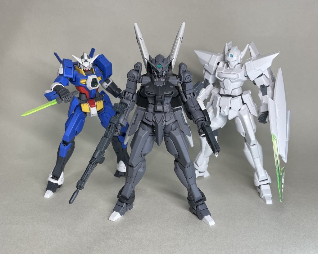 ビルドAサイフォスとガンダムAGE1スパロー、Gバウンサー を並べてみました。