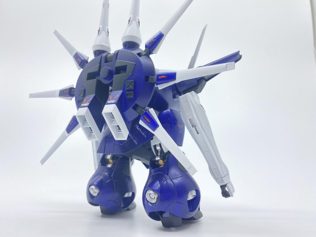 射撃武装はドラグーンのみ。