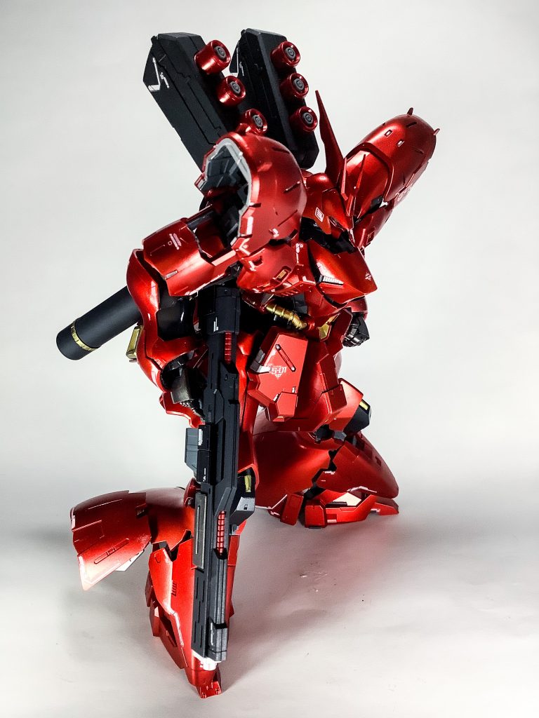よーく見ると色々とムラになっています。デカールもポロポロ剥げたので一部はリアリスティックデカールです。