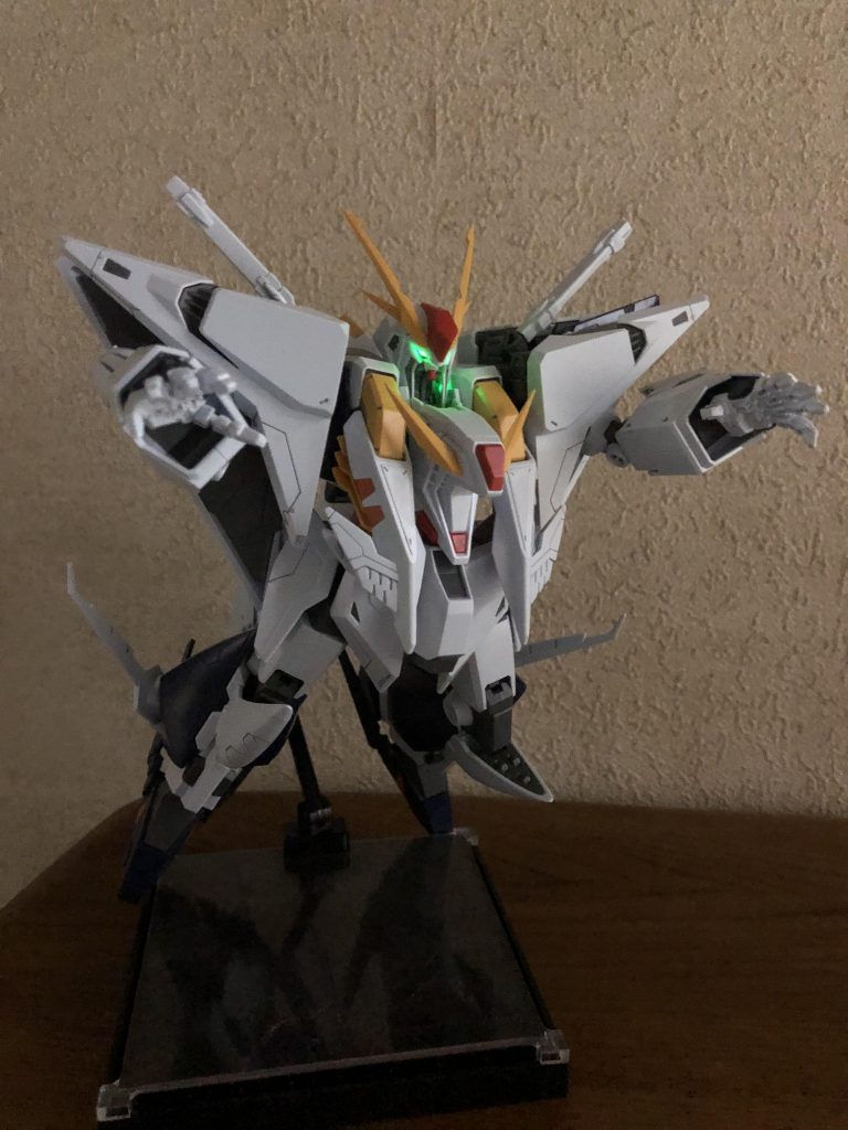 HGクスィーガンダム電飾