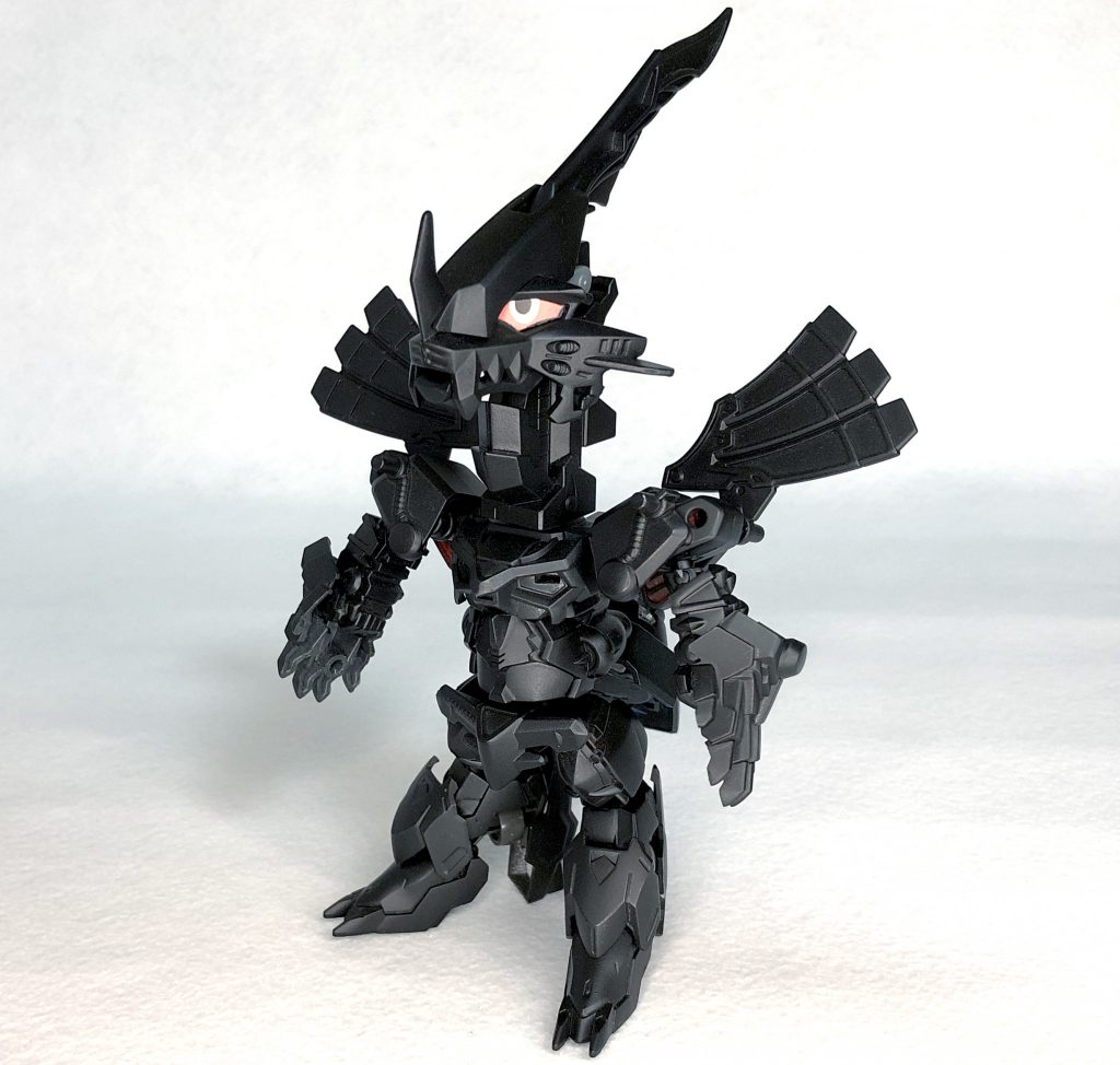 全身 ベースはSDガンダム「破牙丸（バキマル）」...なんですが制作目標として・この前作品「レシラム」と同等のサイズ感にしたい・レシラムで使用しなかった「ヴァルキランダー」のパーツを再利用したいという考えでバルバトス等で増設しもってサイズアップしてみました！