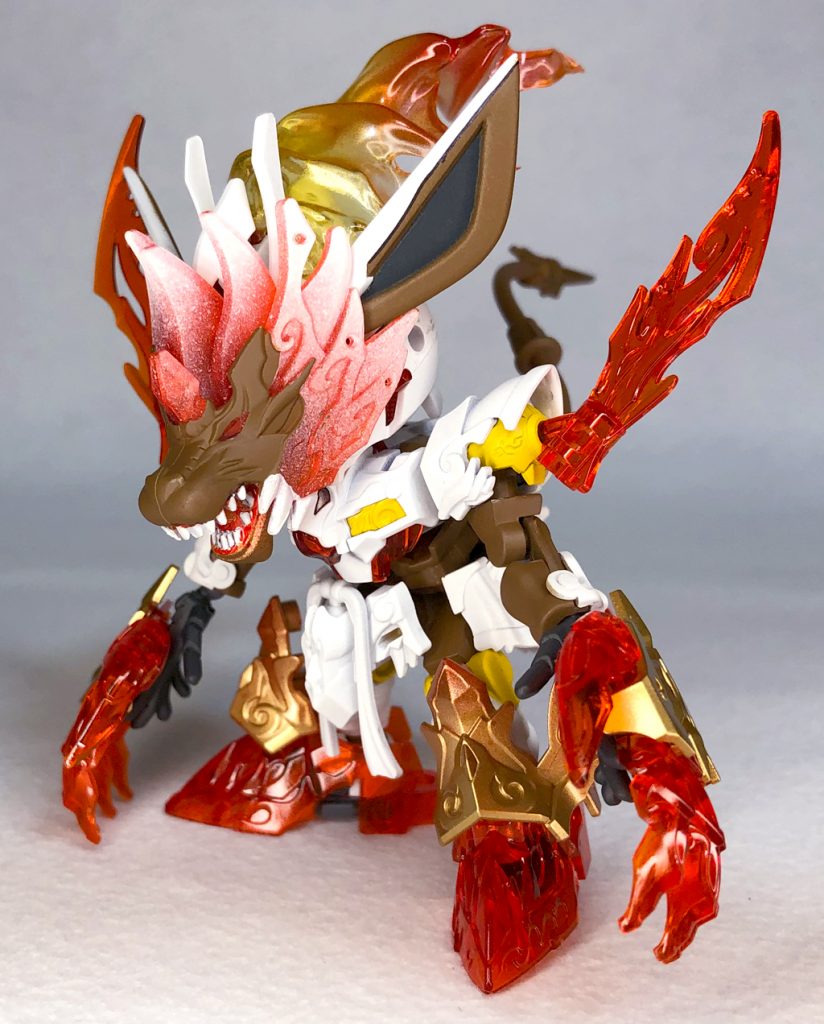 全身元から炎っぽい形ですし、赤色がほのおタイプのゴウカザルにぴったりですね