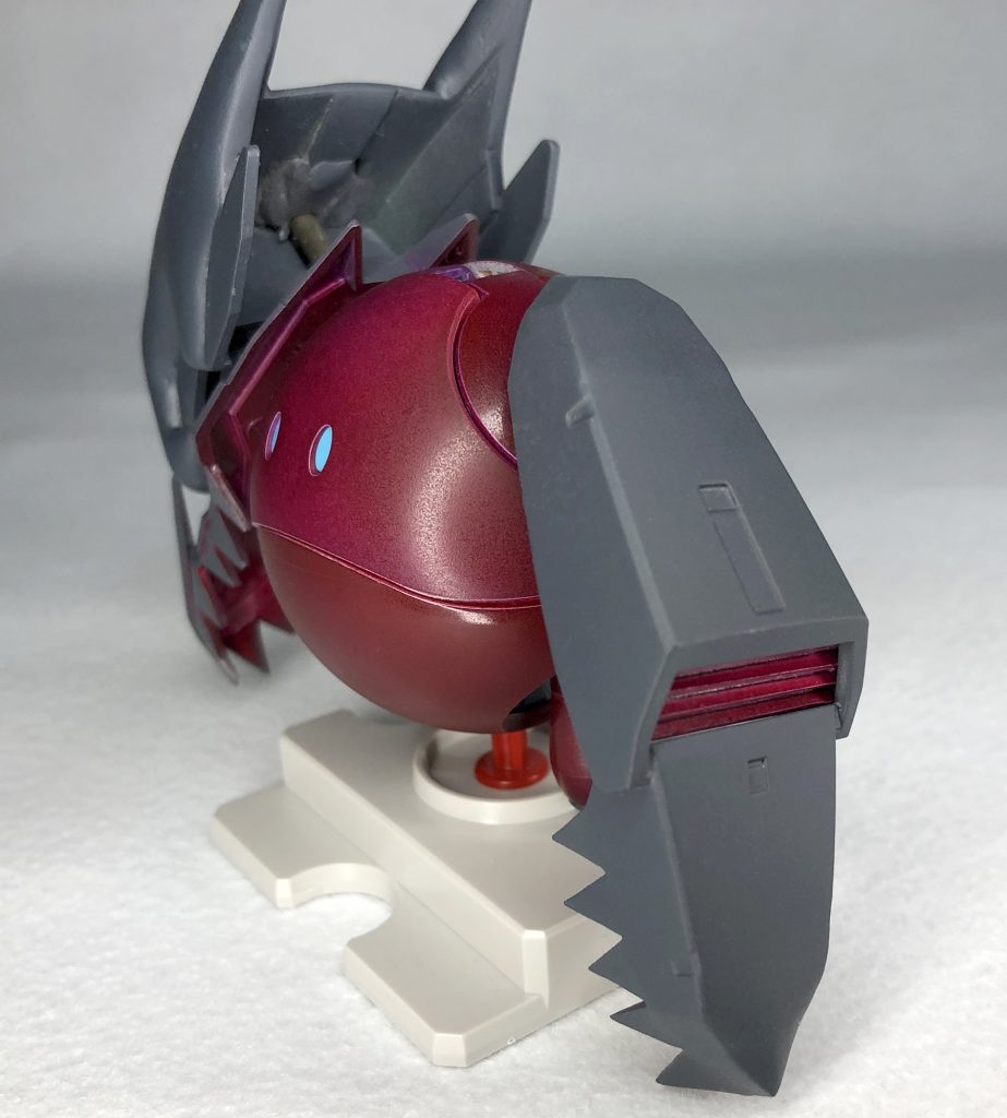 レフトハンド下顎側ですギザギザの歯はプラ板を貼って付けたのですが顎の迫力マシマシでキレイにいきました♪