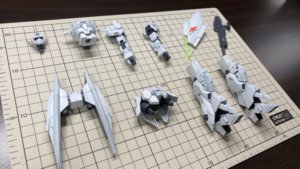 G-バウンサーの色味に合わせました