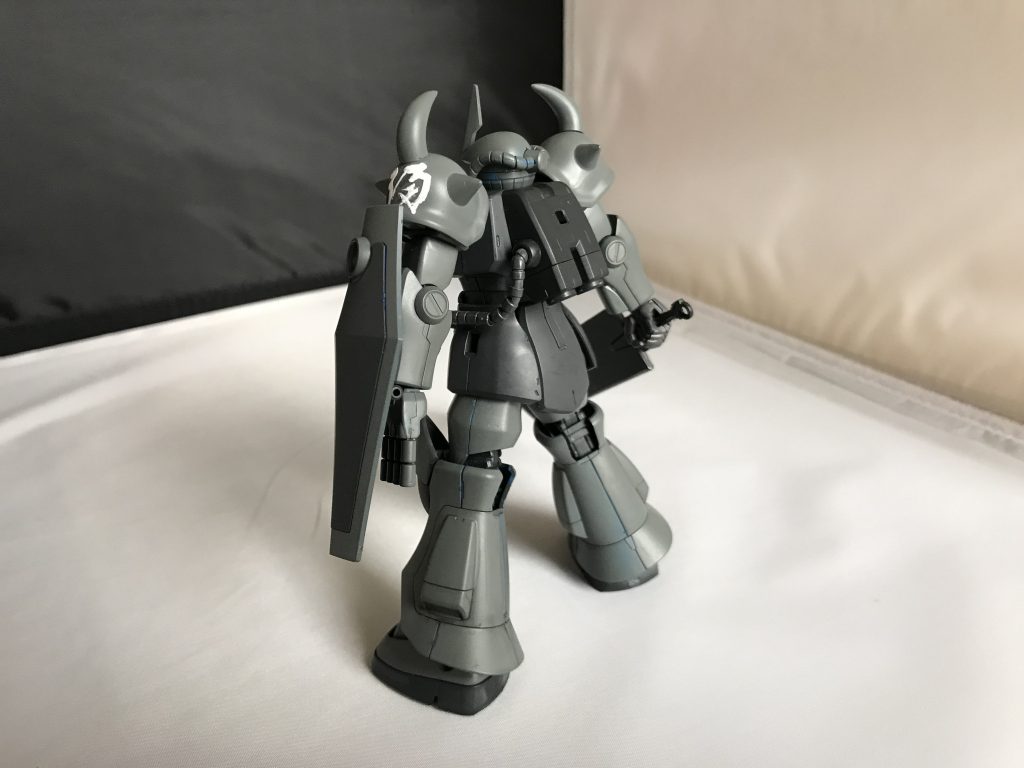 背中．特に無改造．