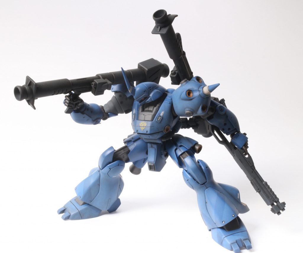 このプラモデルはポーズがとてもキマります。