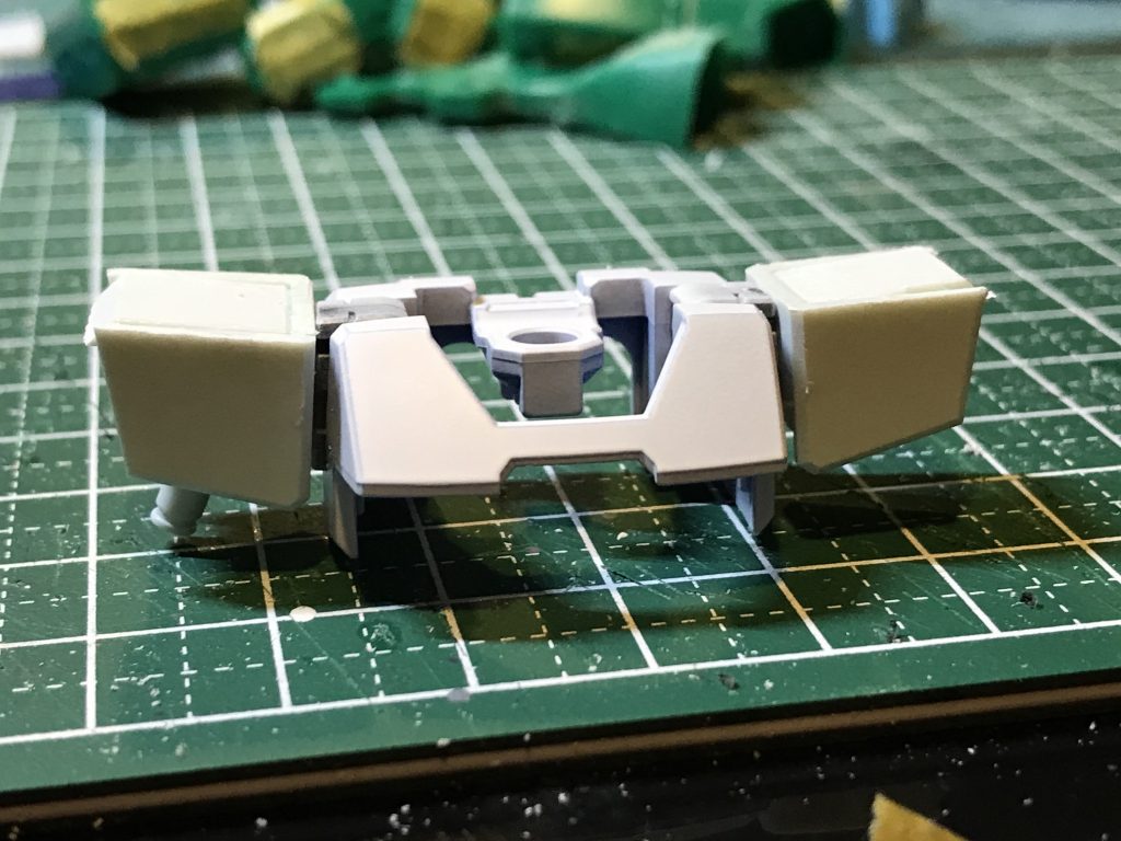 プラバンで埋めました.