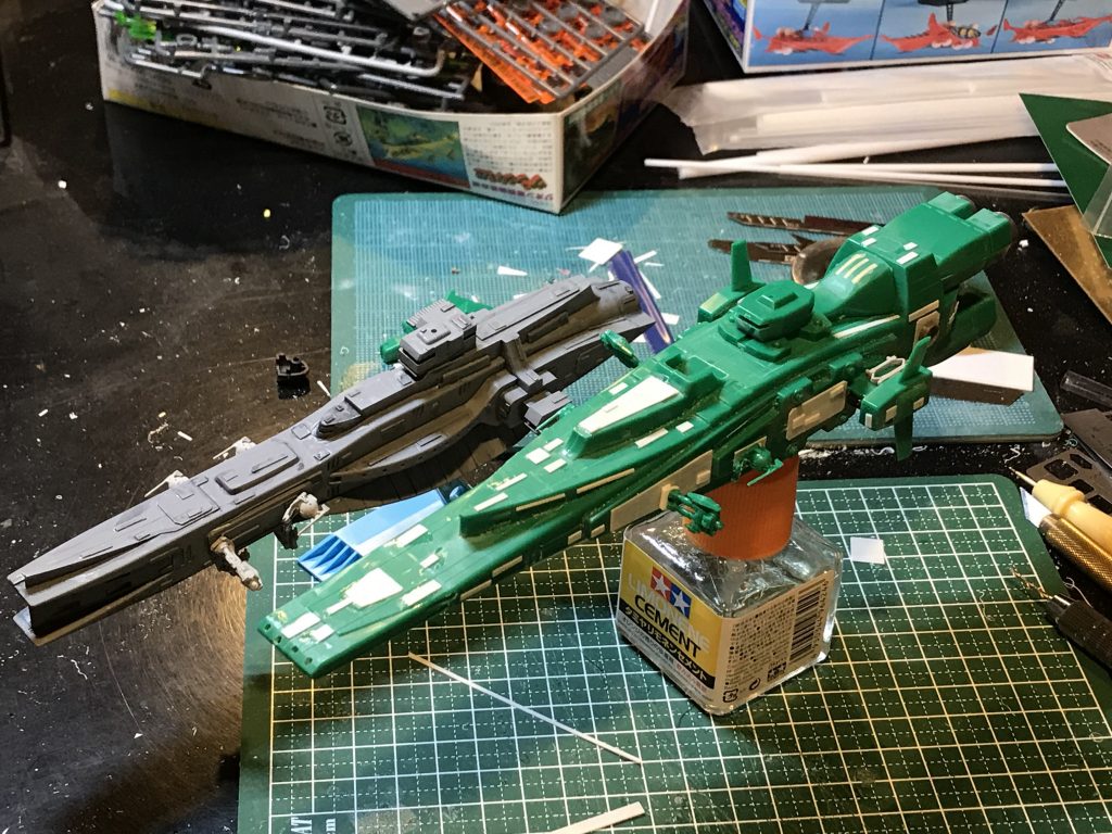 同時進行中のサラミスと．