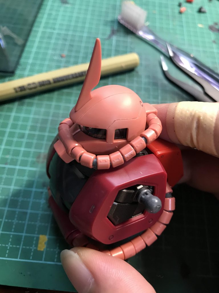 頭部のモールド追加