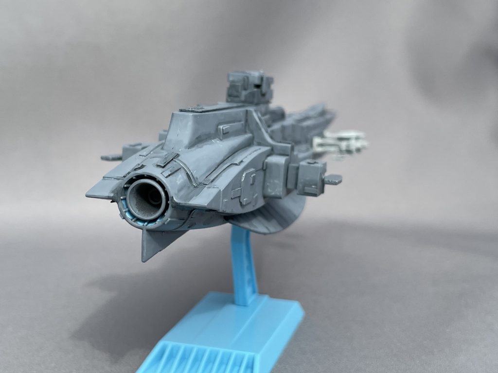 アンテナも横向きにして,エンジンノズルもディテールアップ.