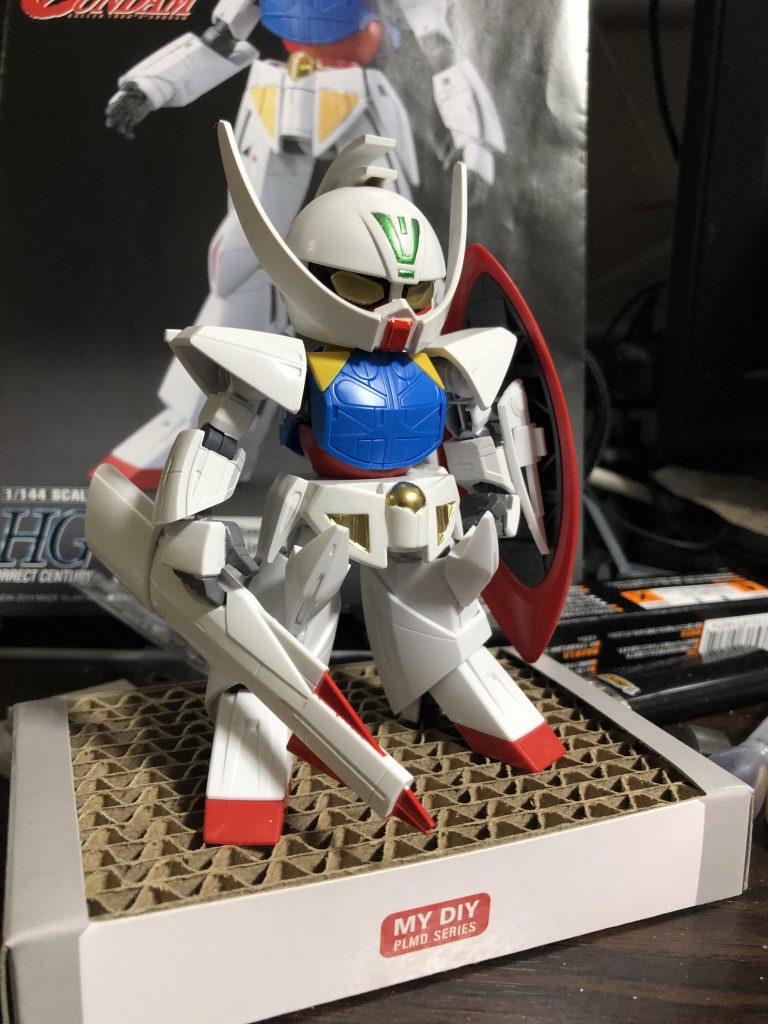 全塗装はせずに色あせていた頭部腰部の塗装と部分塗装を行いました