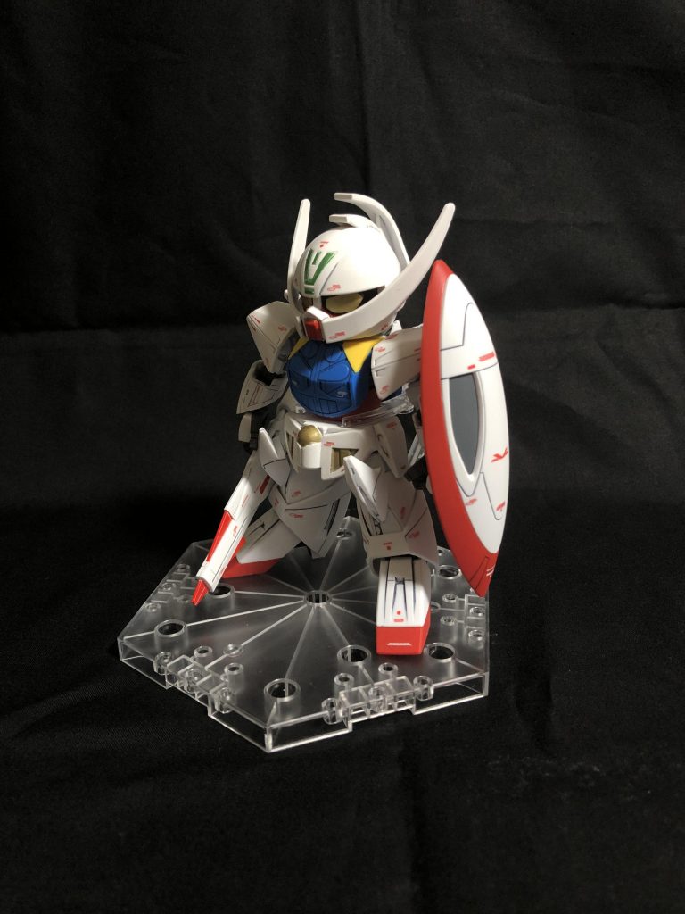 可動性はあまりないので素立ち状態のままです