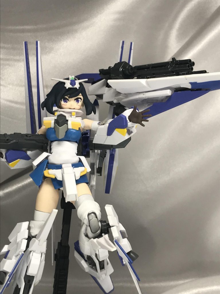 盾はいつも通り、背部からアーム接続です。MSガール系はこの方法が一番好きです(///▽///)