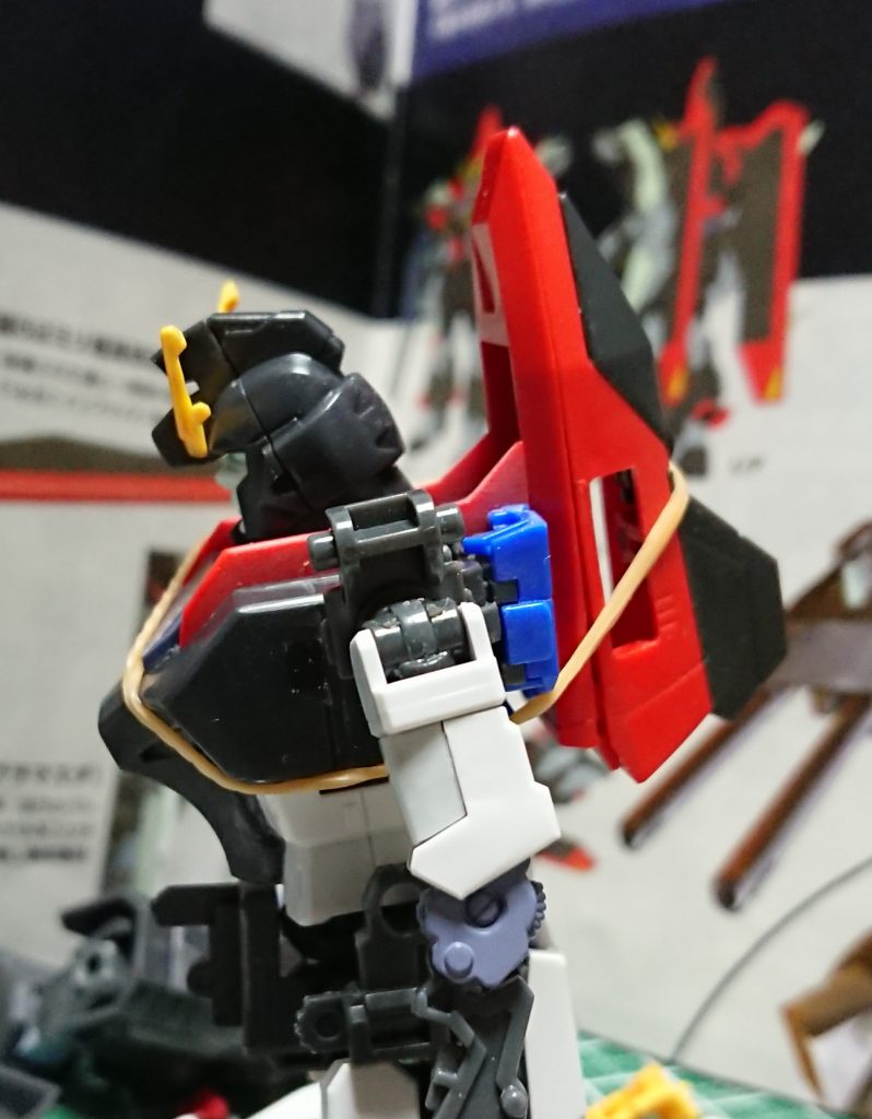 バックパックの位置を下げたり、襟の延長をしたりしてます塗装前でミキシング具合がわかると思います