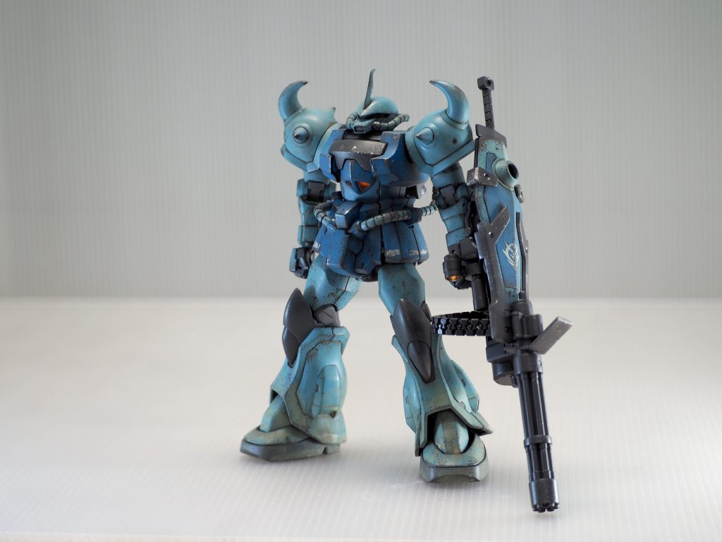 旧HGの肩パーツを付けてみました