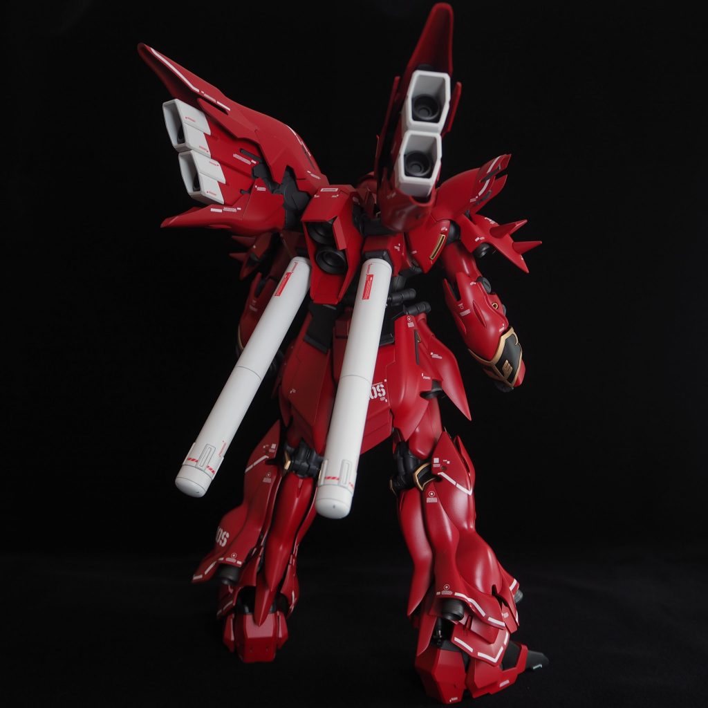 バックショット。このバインダーの造形が好きです。