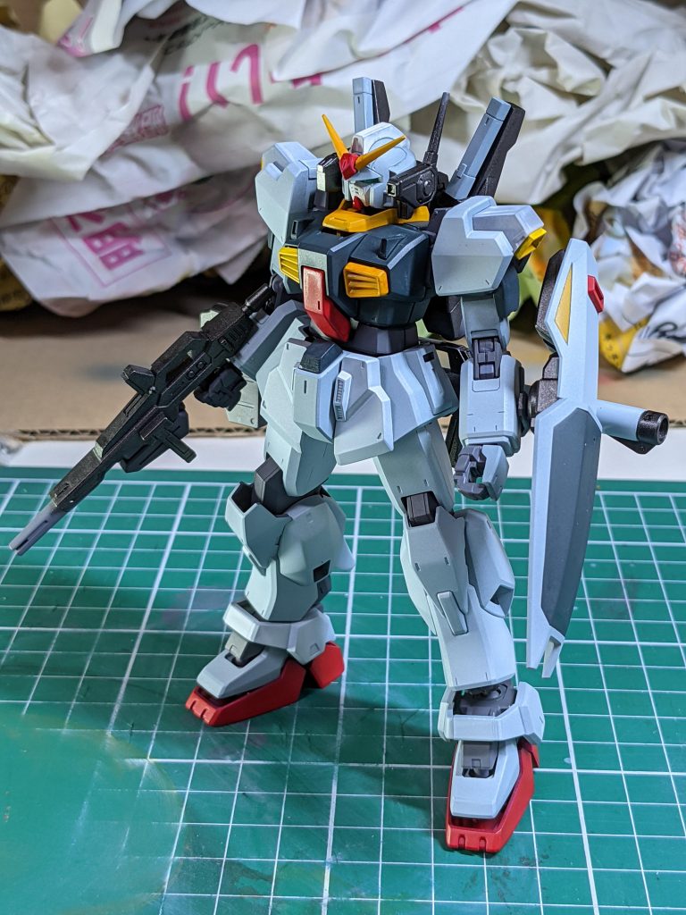 色を付けた状態　墨入れとデカールを張って完成。という段階です