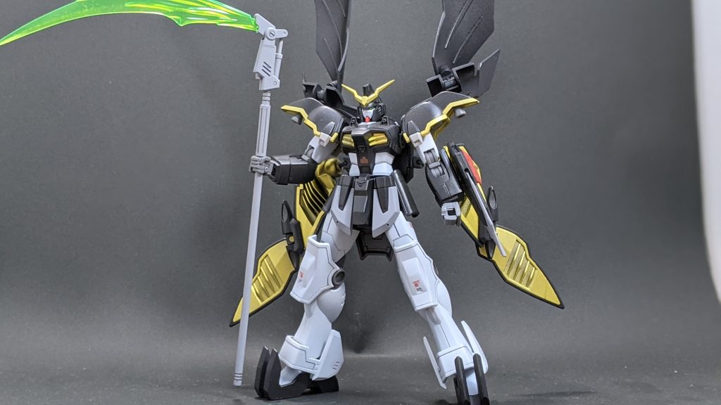 ベースが良いのであまりいじらずバックパックと足先をガンダムジエンドに変えて、ガンダムレギルスを追加