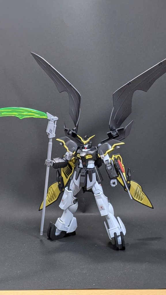 マントを広げると結構ボリュームがあります