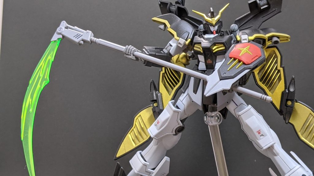 デスサイズは稼働が優秀なのでポーズが様になるのでオススメです！