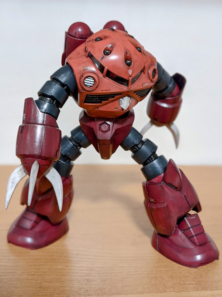 この重そうな体で、あのジャブロー戦の運動量ですよ。ジオンの技術力は訳わからん!いやいやシャアが凄いのか!!後ろに量産型も添えたいですね〜最後までご覧頂きありがとうございます。ガンプラは自由です!!