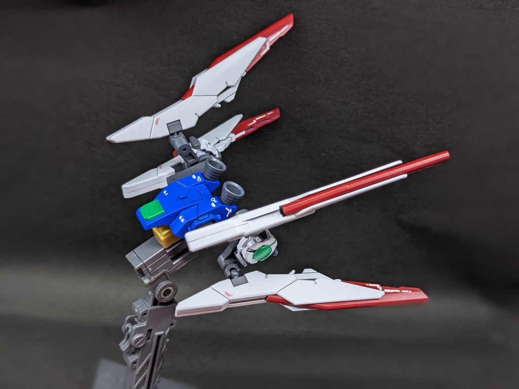 スカイランダー ゴッドのコアランダーのようにコアファイター形態にもなります