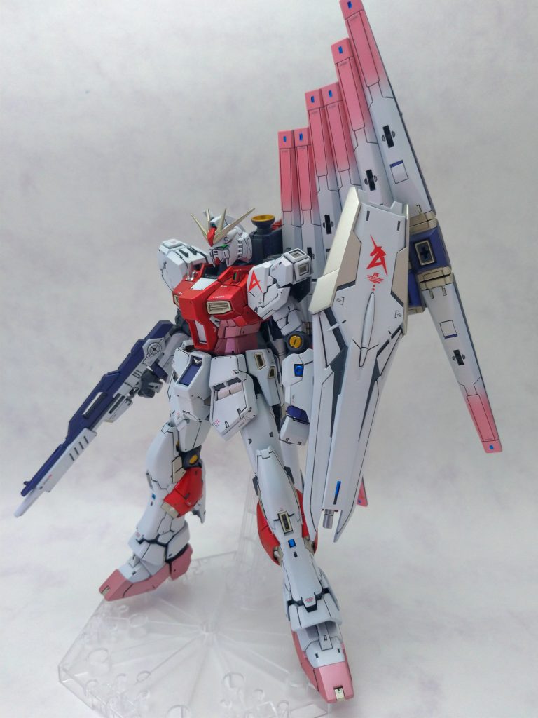 HWS未装備の素状態νも折角なので撮影。この状態も結構好きだったり。