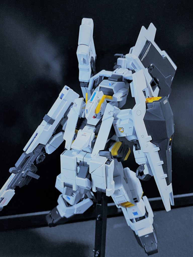 【HG-1/144】ガンダムTR-1 [ヘイズル・ラー] フルアーマー形態