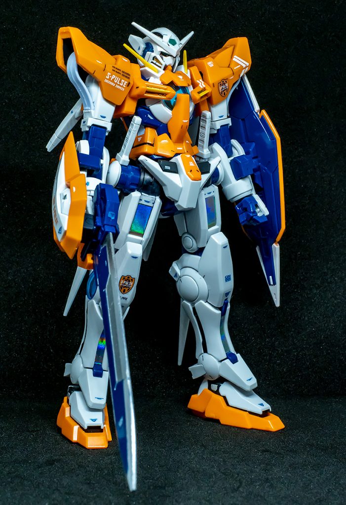 V字アンテナの安全フラッグを除去するついでに勢い余ってクラビカルアンテナの「でっぱり」もカットしてしまいました。まあ、これはこれで。