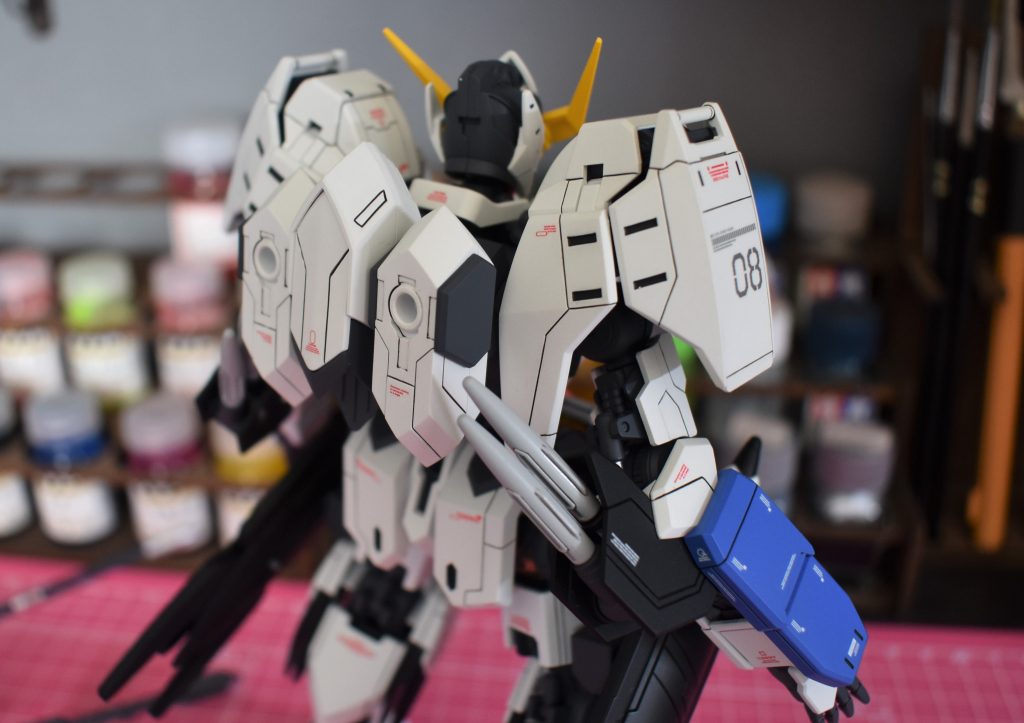 ガンダムバルバトス第６形態–3枚目/制作者：しろもももぐ