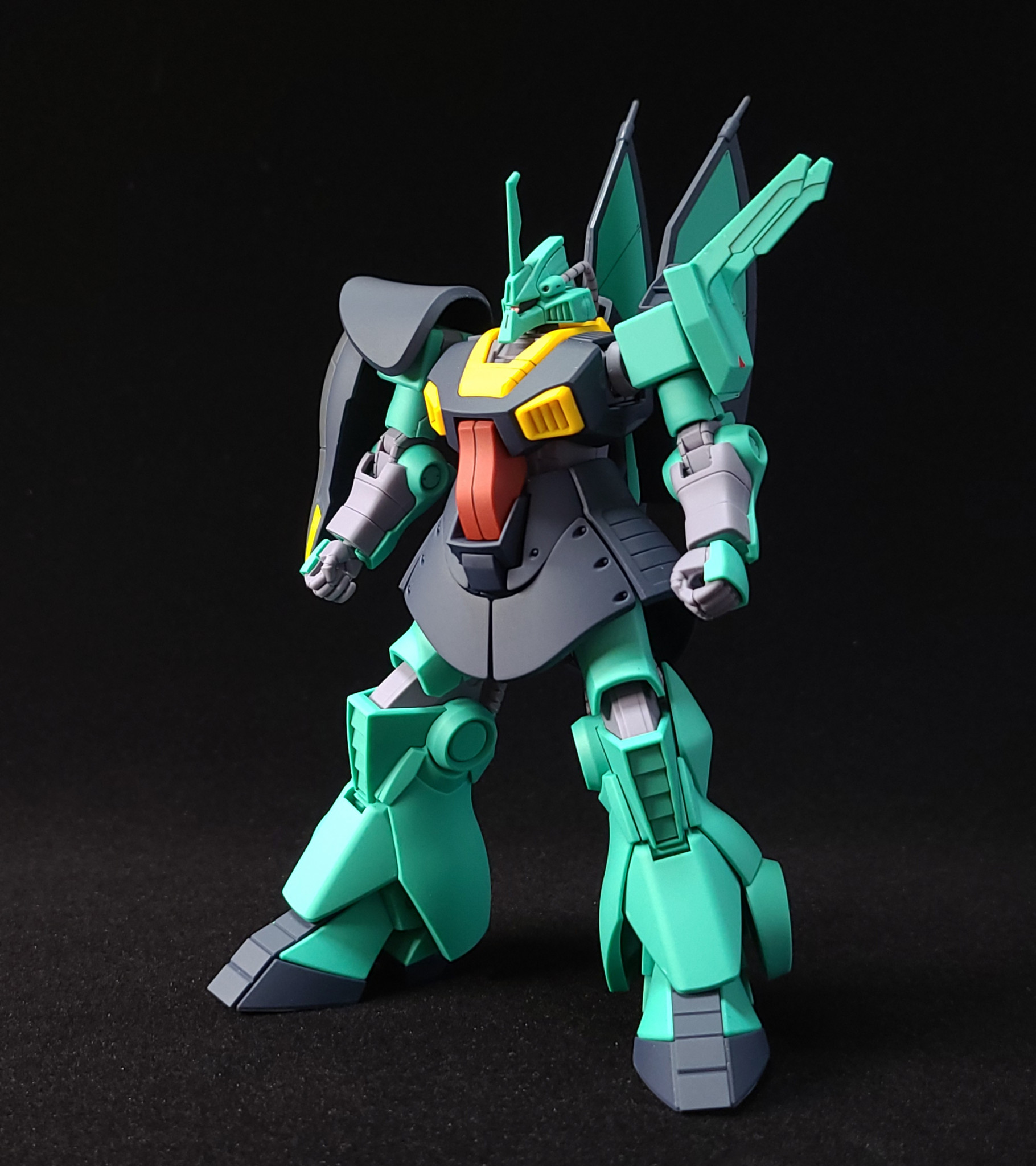 MSK-008 ディジェ｜くろおさんのガンプラ作品｜GUNSTA（ガンスタ）