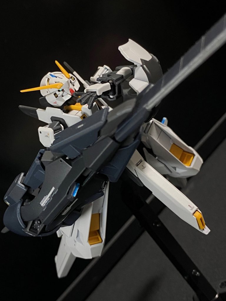 HG ガンダムTR-6［ウーンドウォート］でした。ようやくトップコートができたのでやっと完成となりました。ちなみにまだ写真が追加できる余分があるのでもし足したら後日写真を追加するかもしれません。それでは、よしなに。