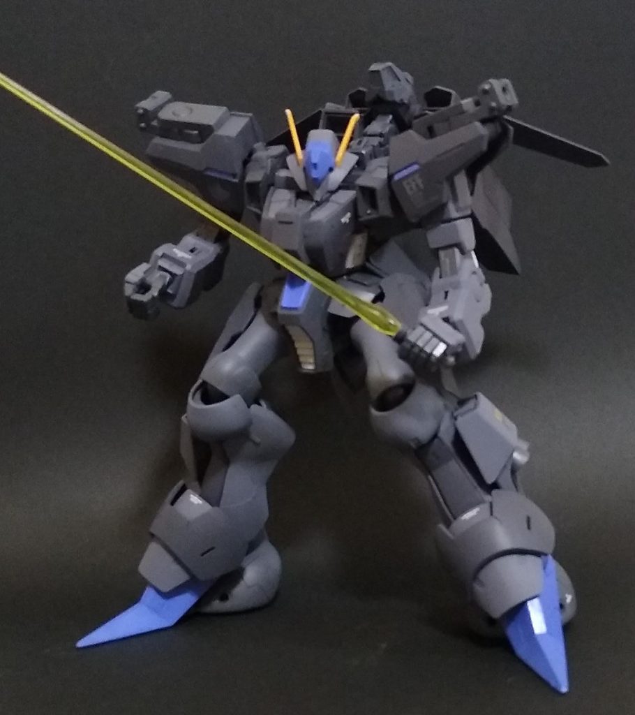 シールドをパージして接近戦体制シールド無い方がカッコイイのでは...