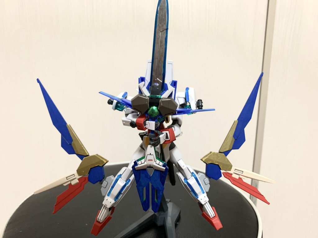 ビルドガンダムAGE2アーサーファイナル必殺のエネルギー大剣を放つ為に各パーツが移動した姿。(詳しくは動画で) 閲覧、ありがとうございました!