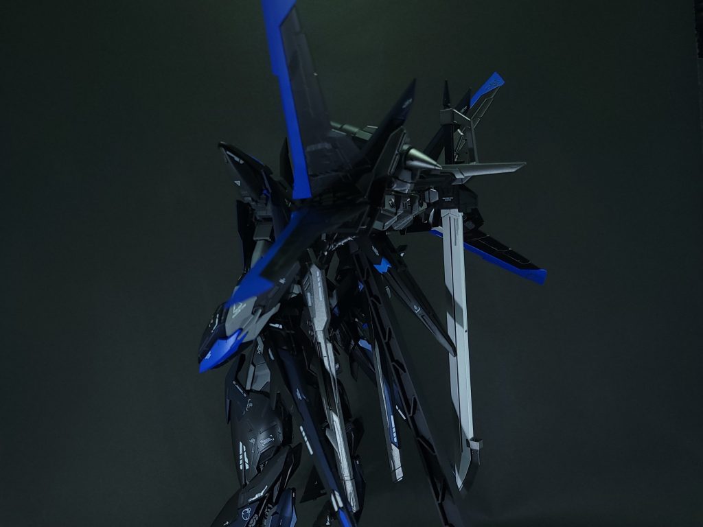 バックパックにはオオトリを装備。関節色はガイアノーツ・メカサフスーパーヘビーを使用