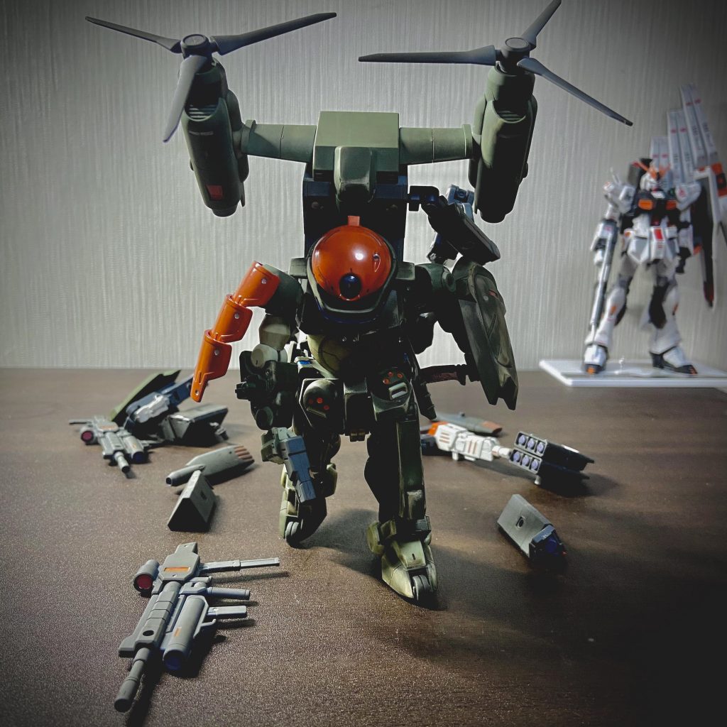 使い終わった武装はパージして…