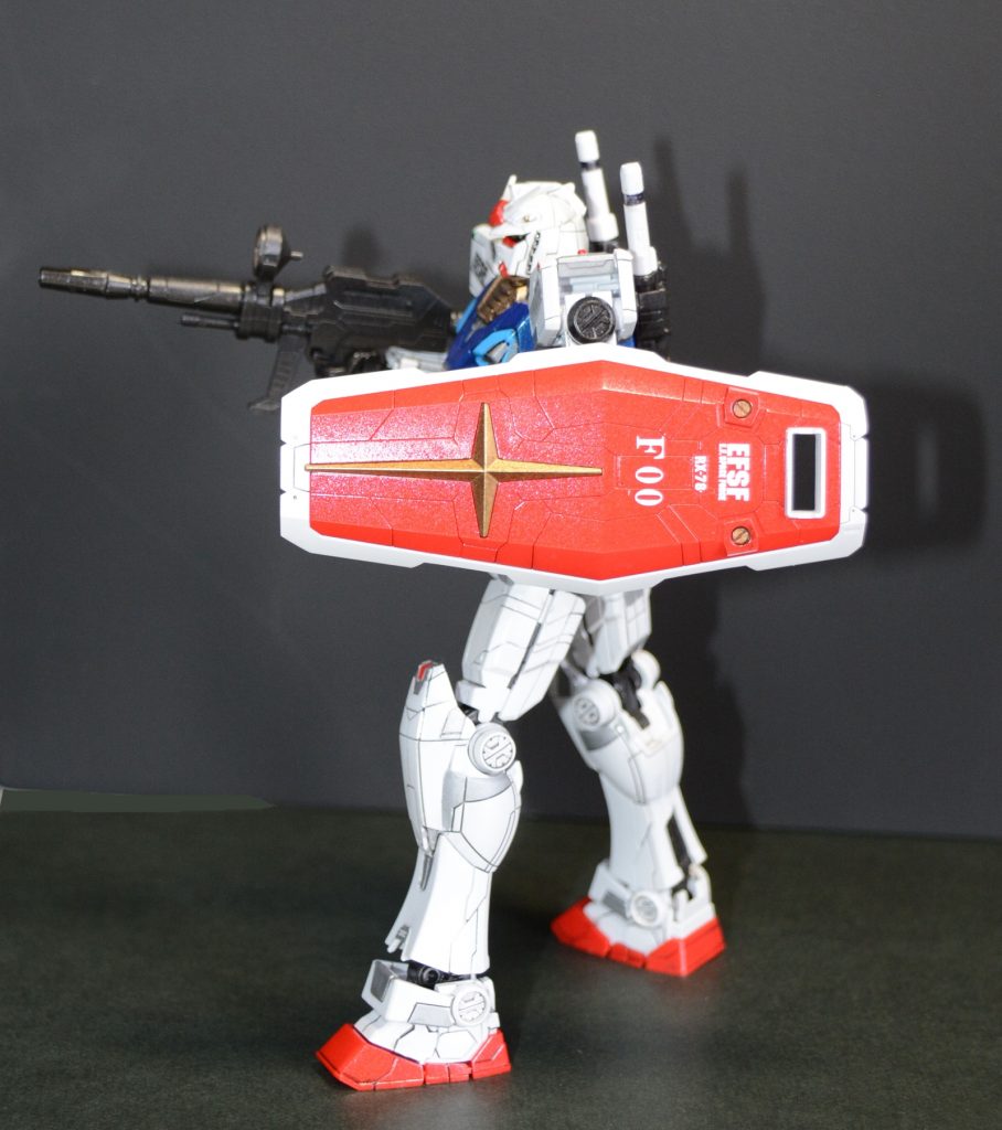 シールドの墨入れが楽しかったです。シールドのF00は熱転写シートです。