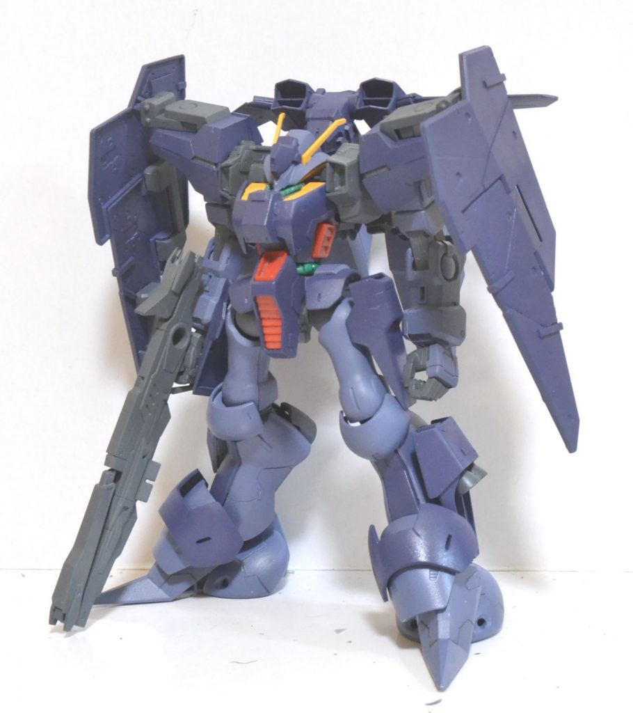 色は悩みまくって、オリジナルのカラーにしてみましたが、どうもしっくりこなくて不採用。