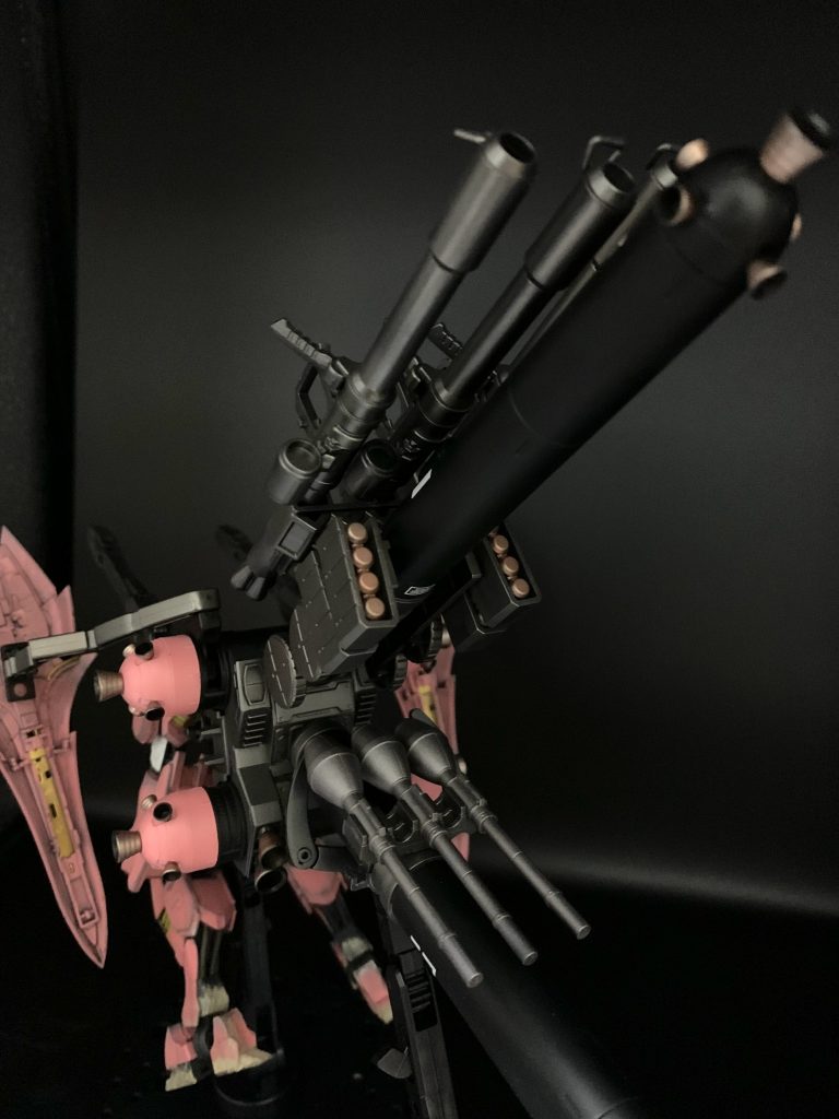 ロケットブースターで高速接近、 