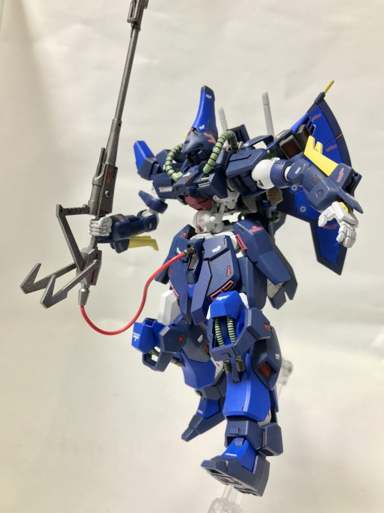 フェダーインライフルに腰部分からエネルギーを供給できる