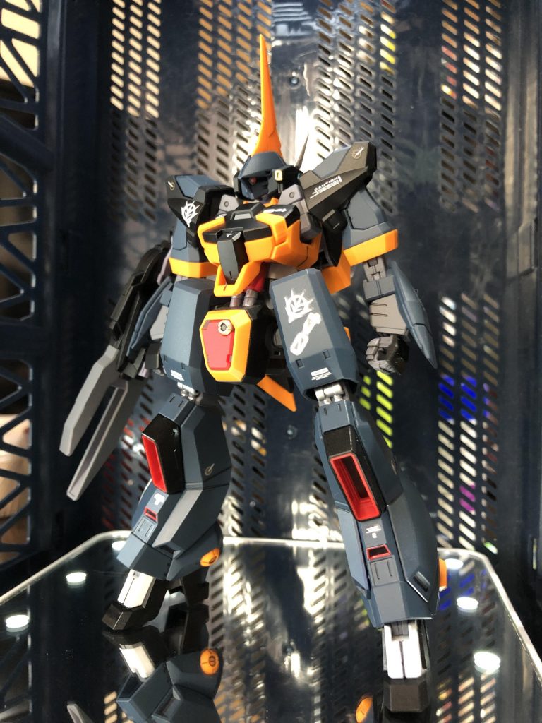 バーザム ジオン残党–2枚目/制作者：真樹京介