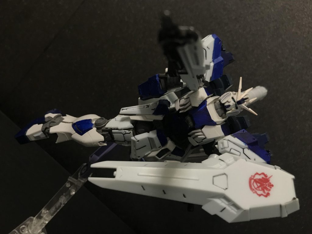 νガンダムの日とか言いながらこの機体形式番号がRX-9なのでズルですね