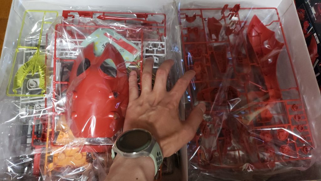 パーツがデカすぎて大人の手といい勝負してました( 'ω')ふぁっ