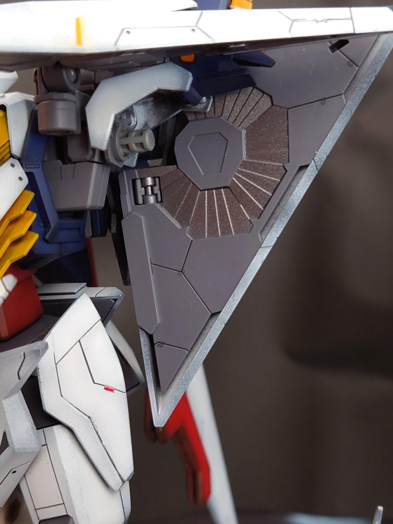 フレームの一部は塗り分けてます